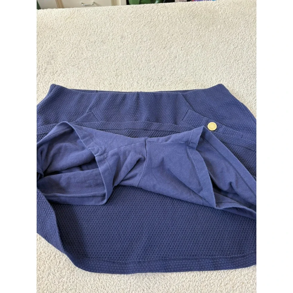 Lilly Pulitzer Madison Navy Textured Knit Skort Medium Gold Button Mini Pull On